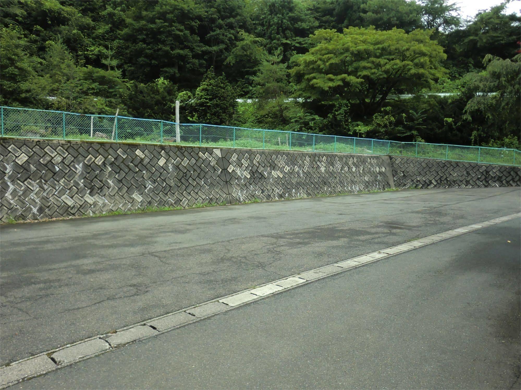 Onsen Minshuku Sakaeya Hotel Shizukuishi Bagian luar foto